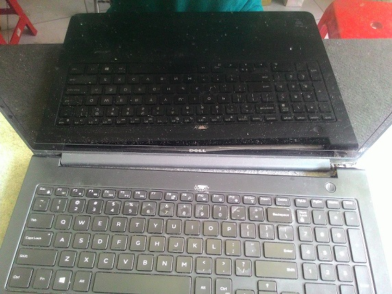 Sửa Bản Lề Laptop Dell 5547